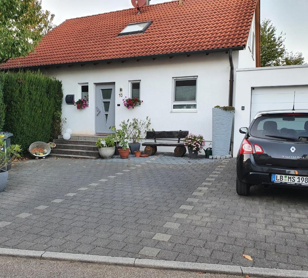 Ferienwohnung Haiber - Remseck Remseck am Neckar Exteriör bild